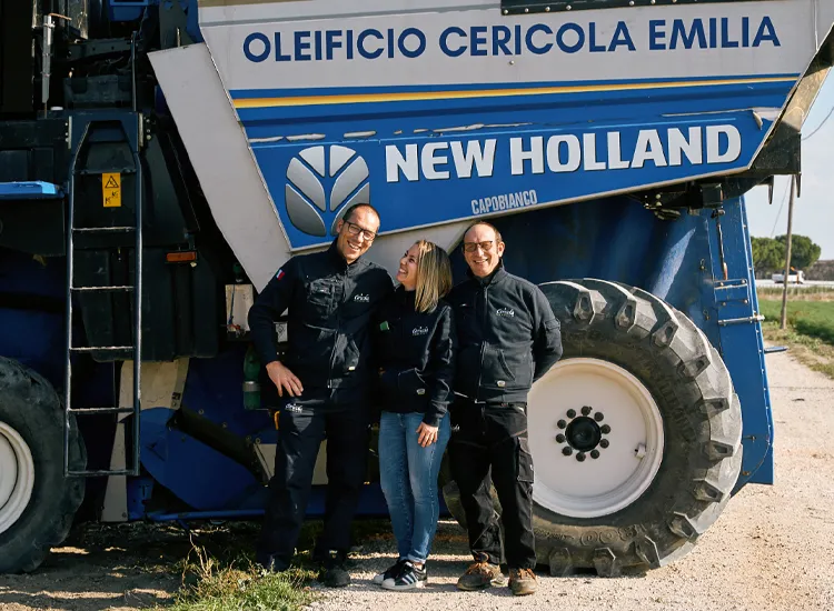 azienda fratelli leone raccolta michele leone veronica leone luigi leone oleificio cericola